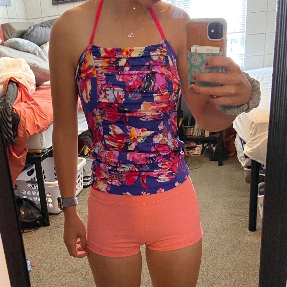 Tankini swim top